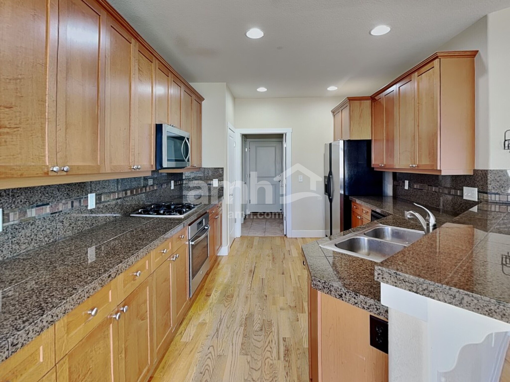 Building Photo - 21507 E Smoky Hill Rd