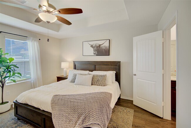 Building Photo - 14425 Conifer Dr