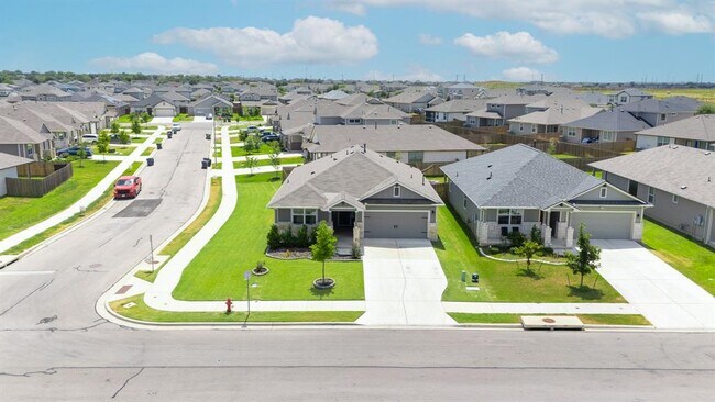 Building Photo - 119 Big Cypress Byu Rd