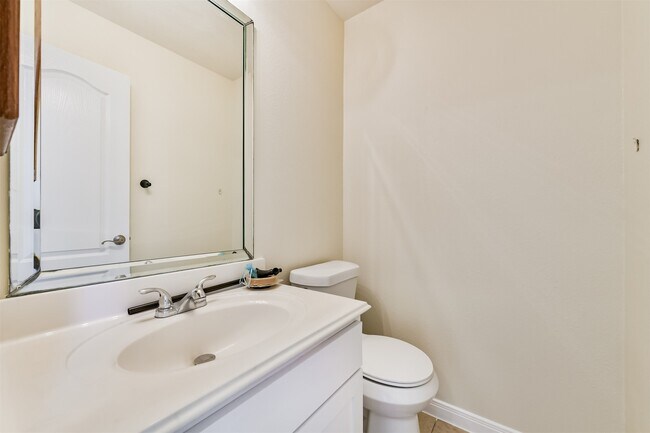 Building Photo - 2614 Brahman Dr