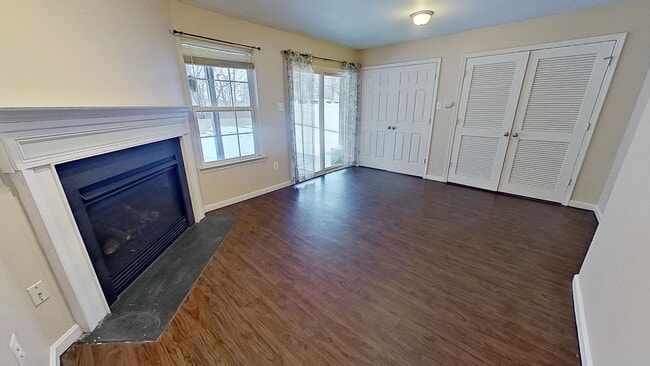 Building Photo - Modern Townhome Featuring Attached 1-Car Garage