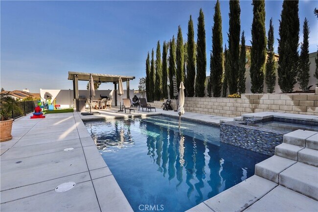 Building Photo - 13083 Via Tuscany