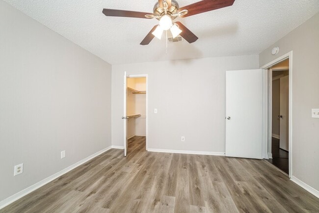 Building Photo - 9934 Totem Trail