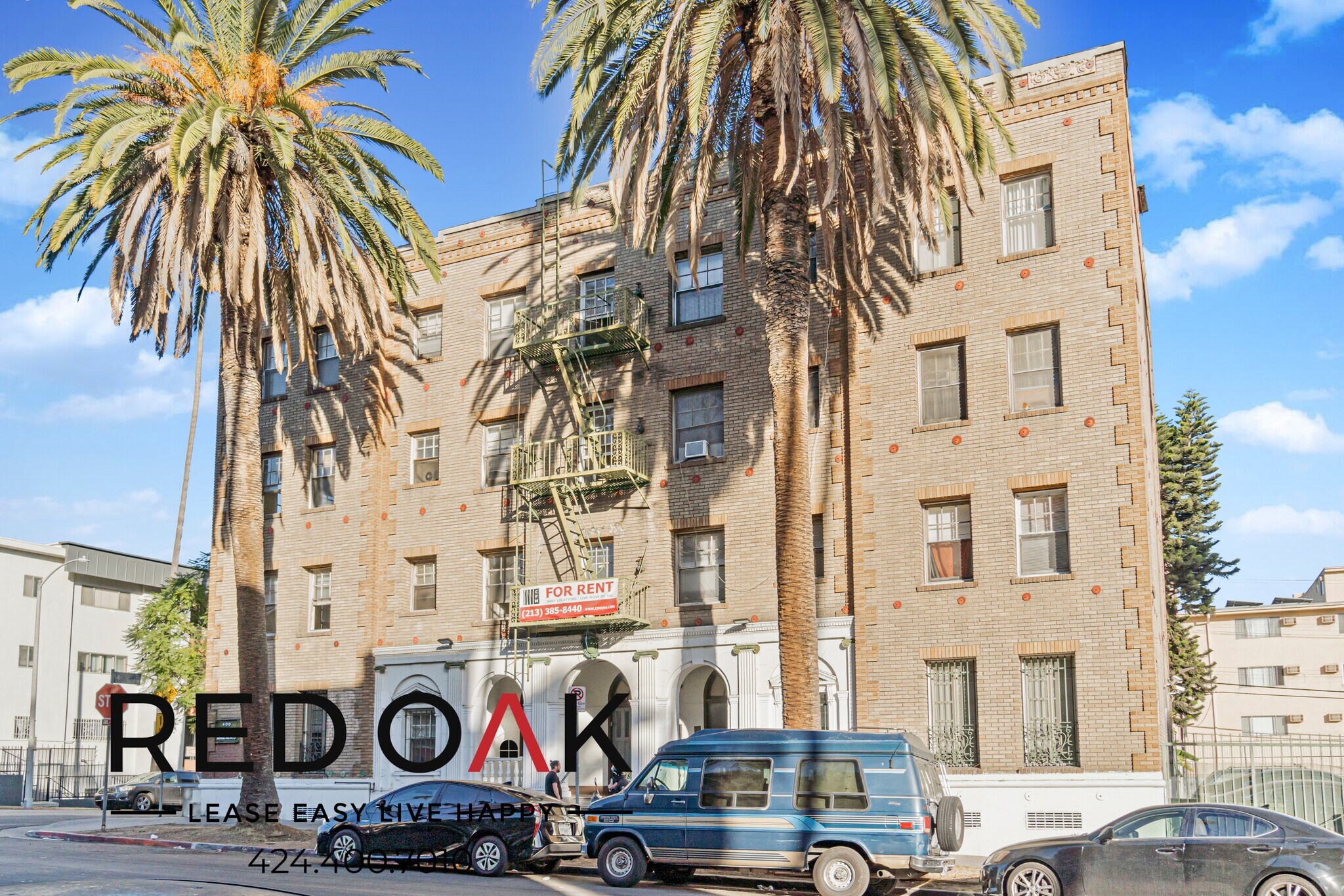 Building Photo - 400 S Kenmore Ave