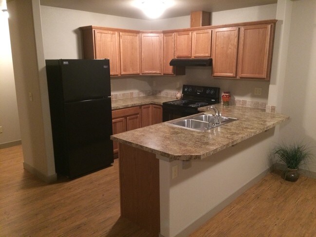 Building Photo - 2121 S 2nd Ave