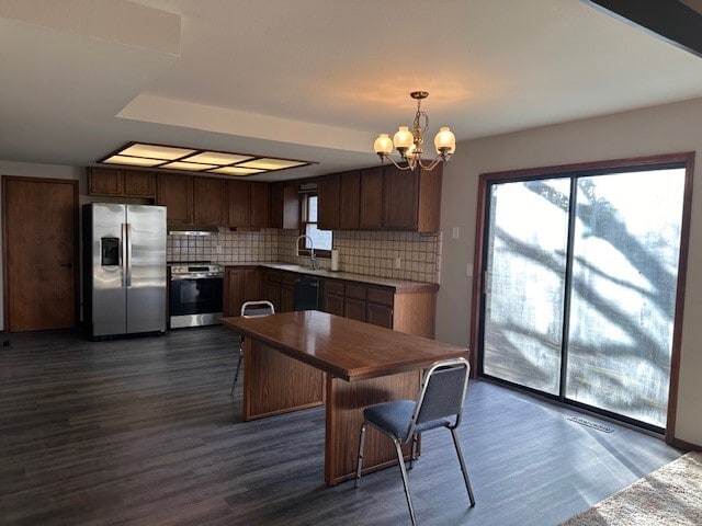 Building Photo - 216 Day Dr