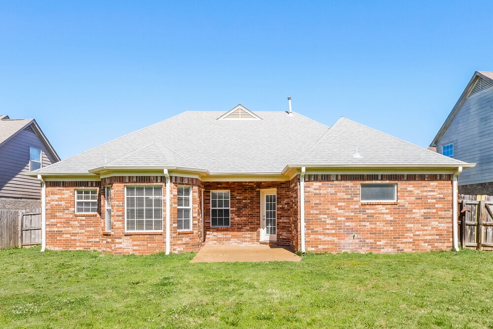 Building Photo - 1384 Carlton Ridge Dr