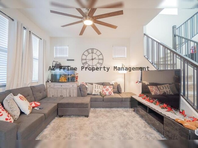 Building Photo - 3814 S 58th Dr