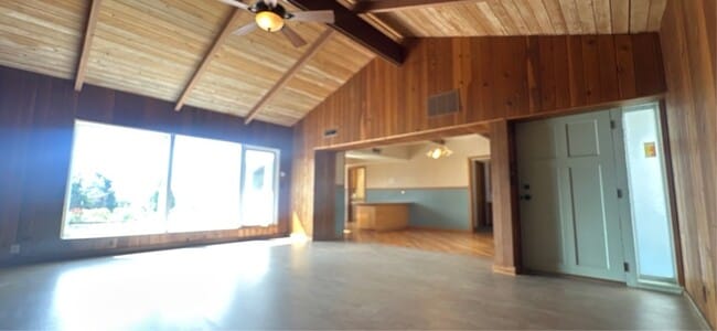 Building Photo - 795 E College St