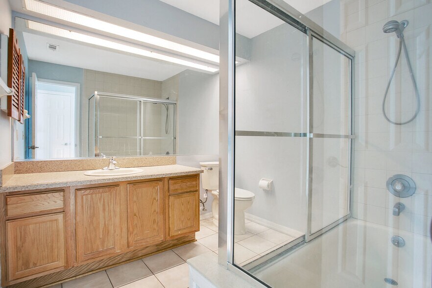 Building Photo - 3030 Tall Timber Dr