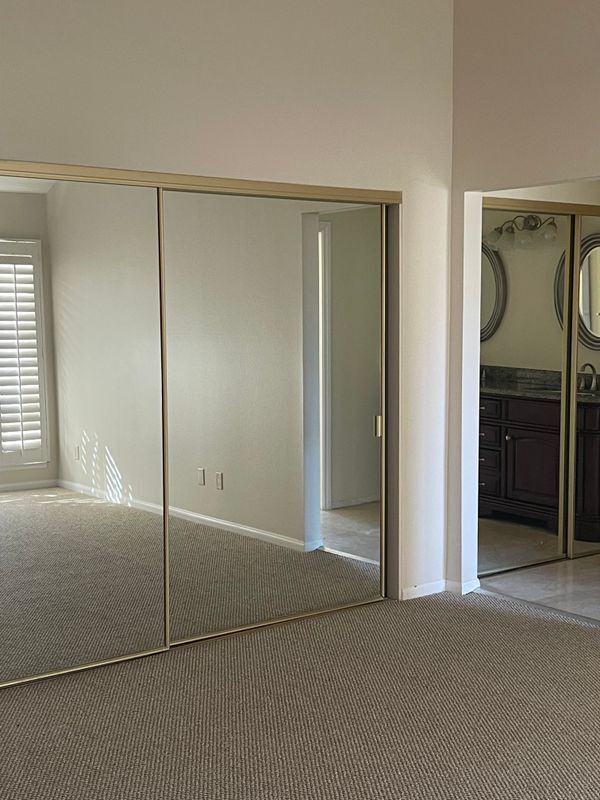 Building Photo - 415 Falconrock Ln