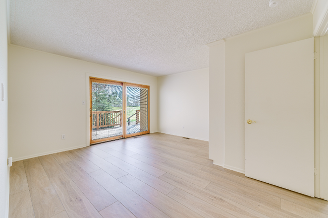 Building Photo - 356 Blue Windsor Ln