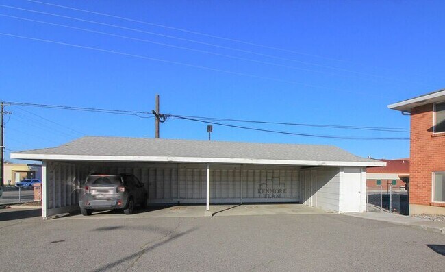 Building Photo - 3 S Edison St