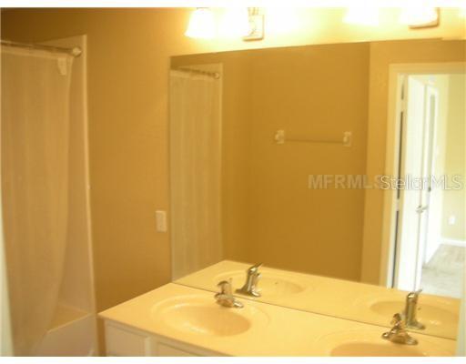 Building Photo - 2865 Polana St