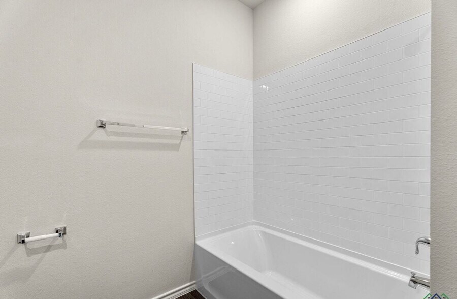 Building Photo - 1601 Everwood Ct