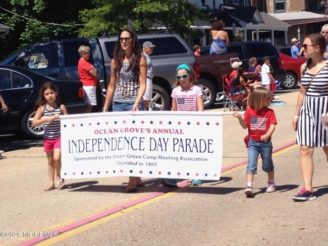 Building Photo - 74 Mt Hermon Way