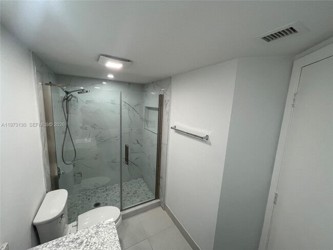 Building Photo - 8290 Lake Dr