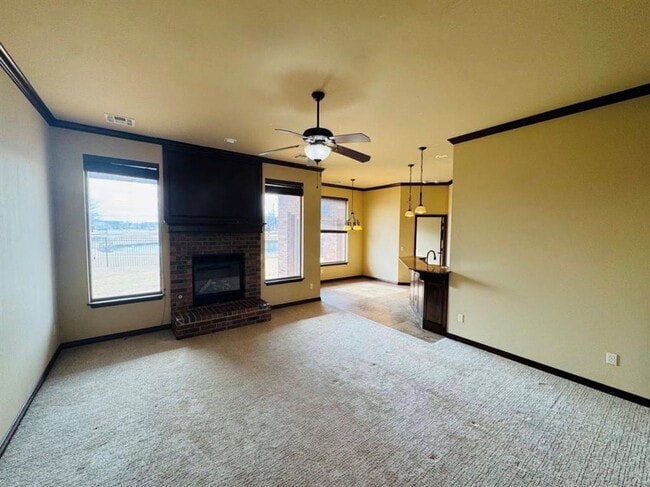 Building Photo - 2400 NW 151st St