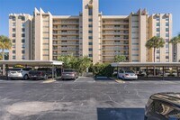 Building Photo - 2621 Cove Cay Dr