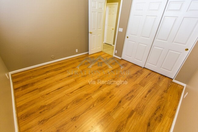 Building Photo - 26619 N 46th Pl