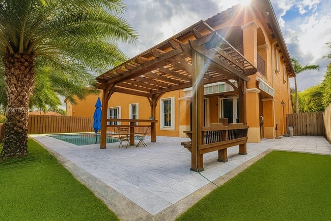 Building Photo - 2803 SW 156th Ave