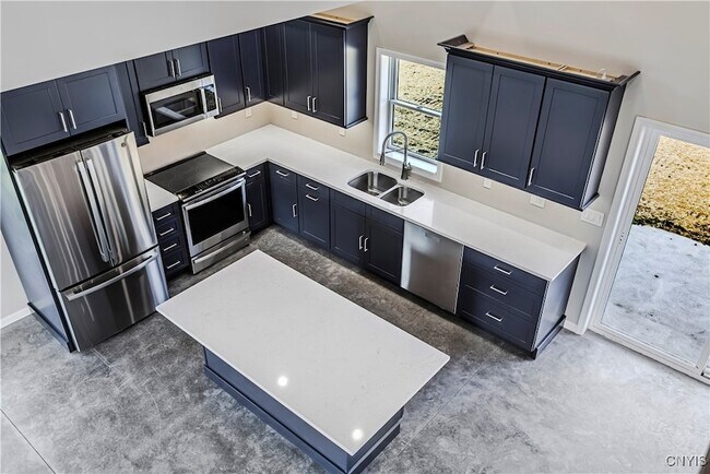 Building Photo - 118a Kirkland Ave