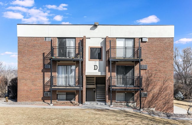 Building Photo - 1BD/1BA Condo in Denver!