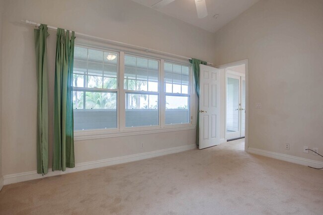 Building Photo - 1844 Dora Dr