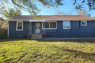 Building Photo - Beautiful 4 bedroom home AVAILABLE NOW!