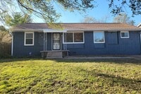 Building Photo - Beautiful 4 bedroom home AVAILABLE NOW!