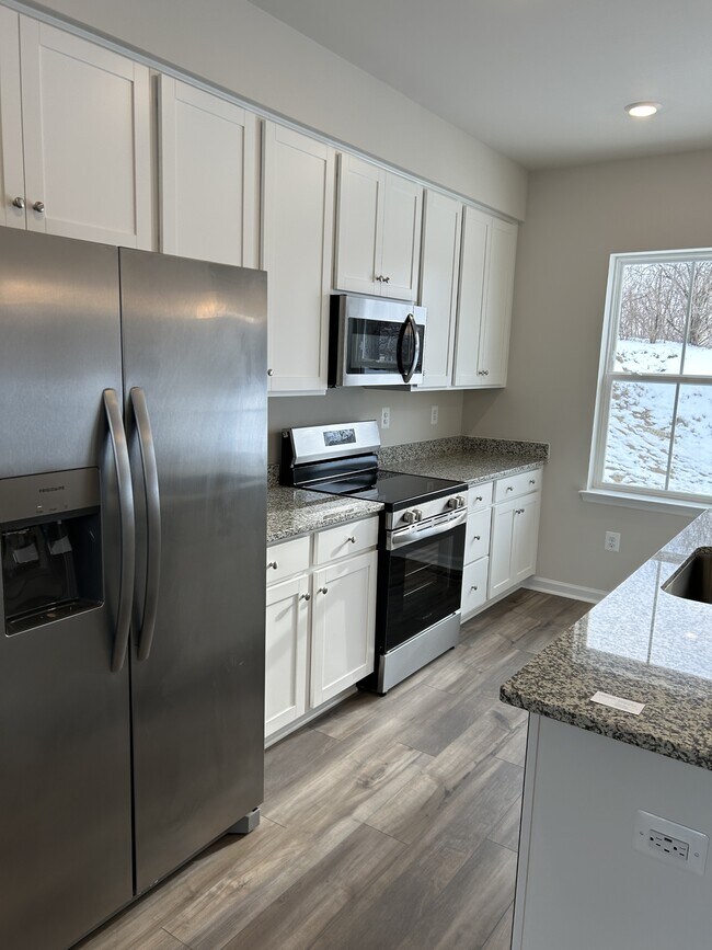 Building Photo - 113 Kinkade Ct