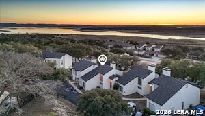 Building Photo - 1135 Parkview Dr