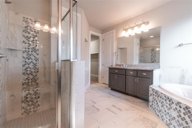 Building Photo - 16800 Broomweed Cove