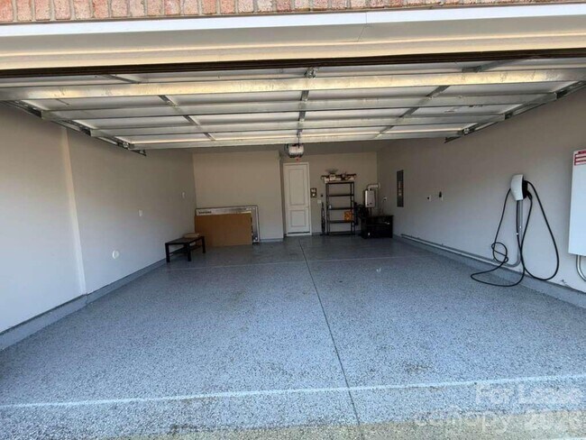 Building Photo - 128 Reids Cv Dr