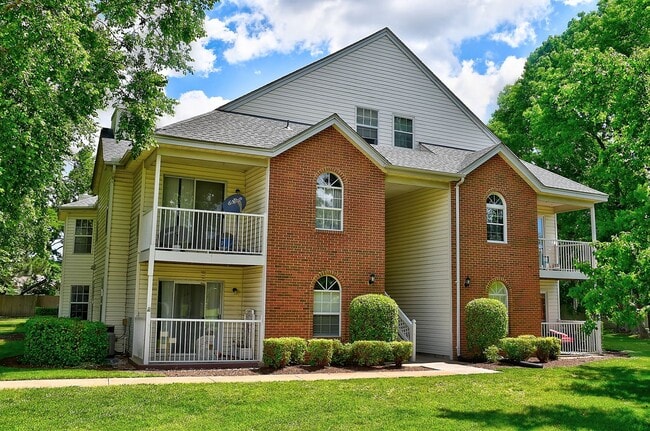Building Photo - FOR RENT PRINCESS ANNE GARDENS!!