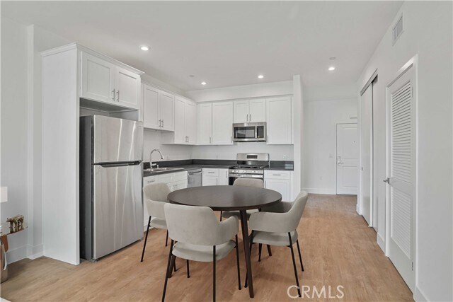 Building Photo - 8750 Sepulveda Blvd