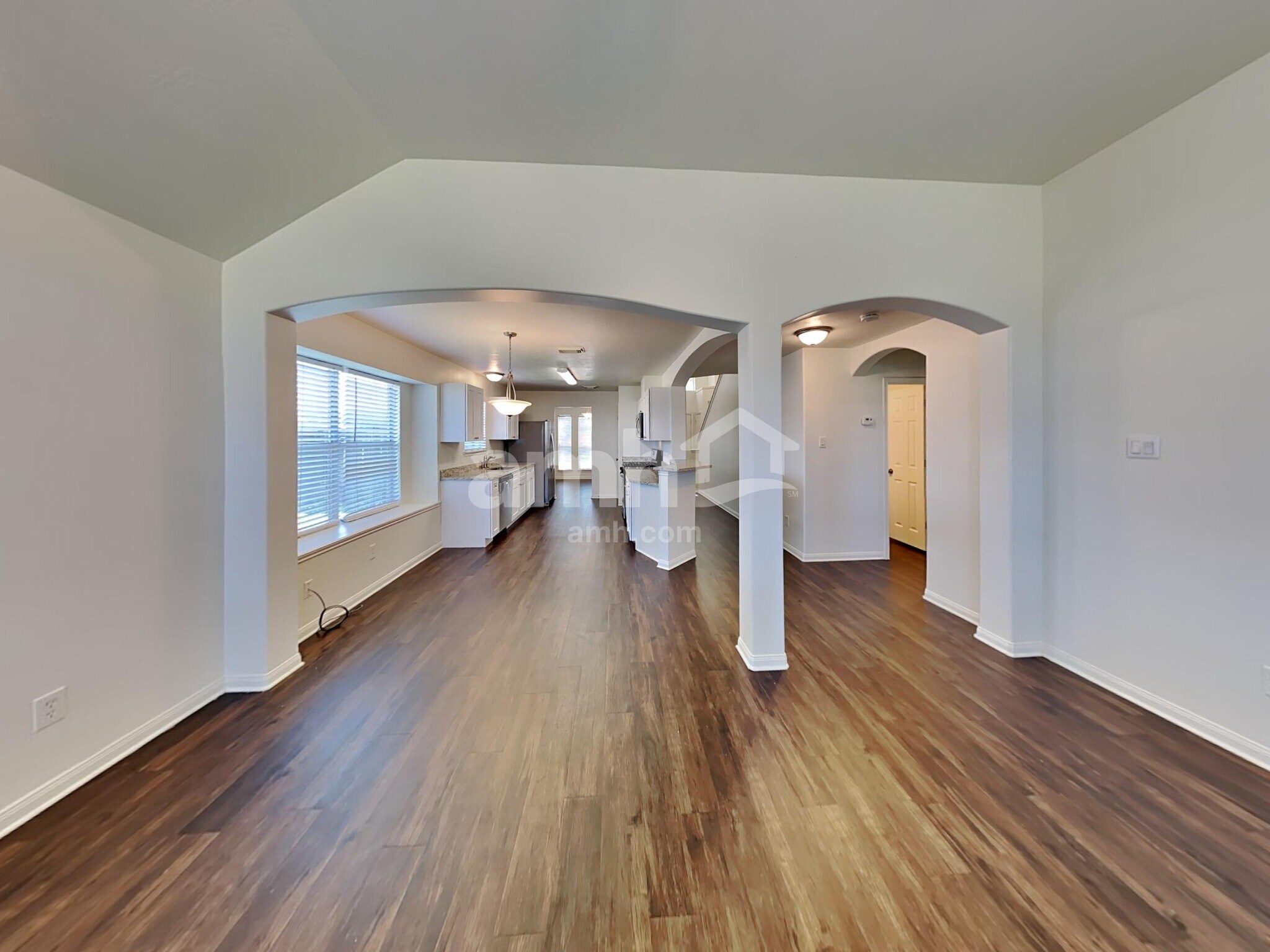 Building Photo - 4002 Ashview Ln