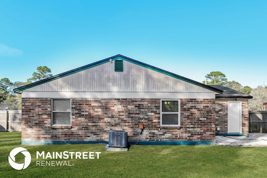 Building Photo - 4284 Key Vega Dr S