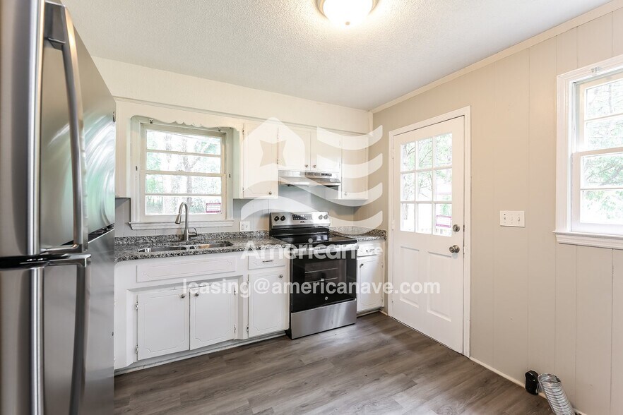 Building Photo - 130#130 Clearview Drive, 29307; #702440 - 702440