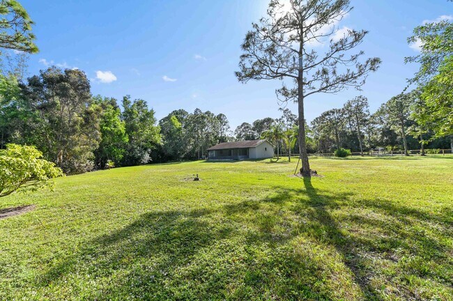 Building Photo - 13751 59th Ln N