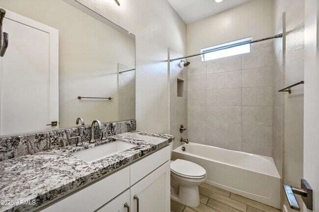 Building Photo - 5193 N 207th Dr