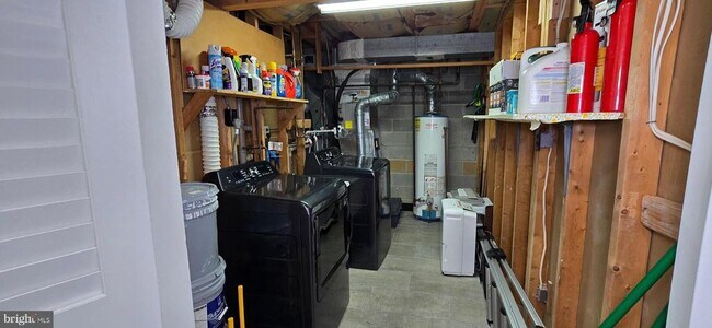 Building Photo - 503 Brummel Ct NW