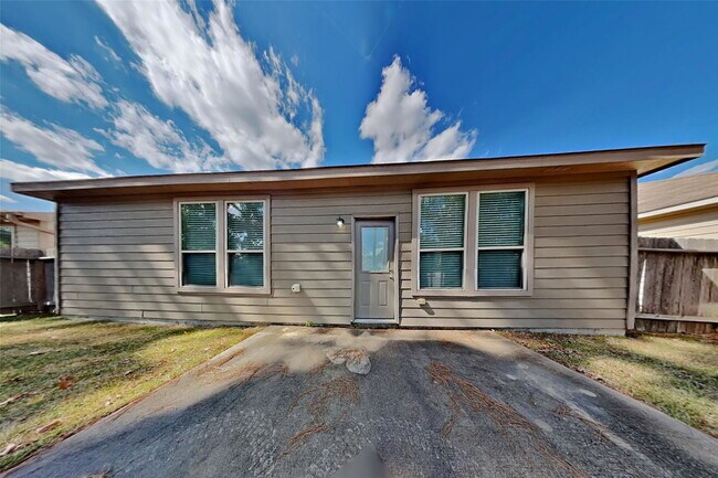 Building Photo - 4295 Roaring Timber Dr