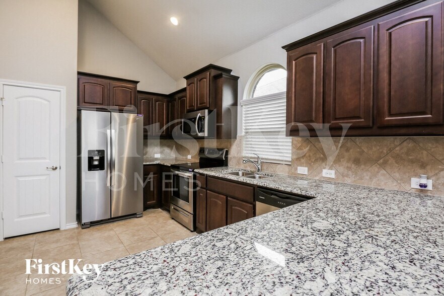 Building Photo - 11448 Starlight Ranch