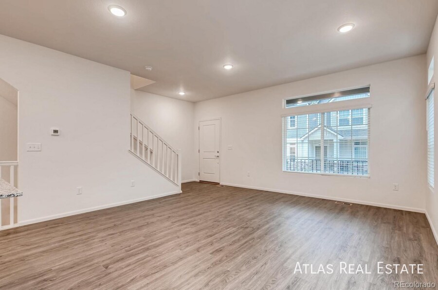 Building Photo - 3841 N Himalaya Rd