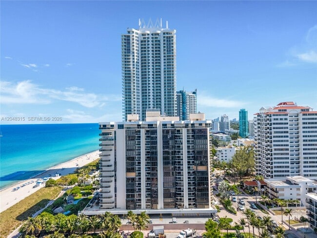Building Photo - 6423 Collins Ave
