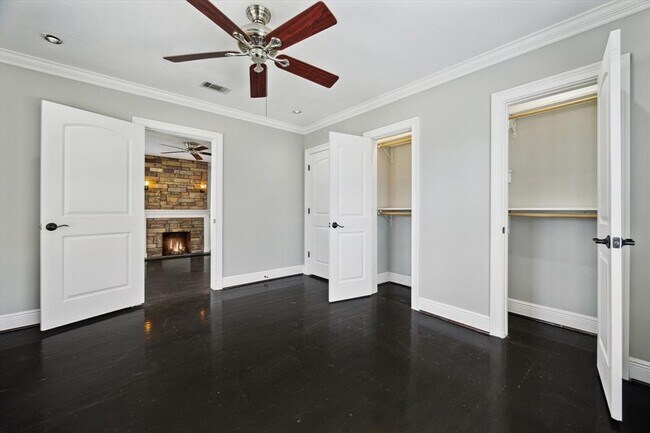 Building Photo - 2912 Cetti St