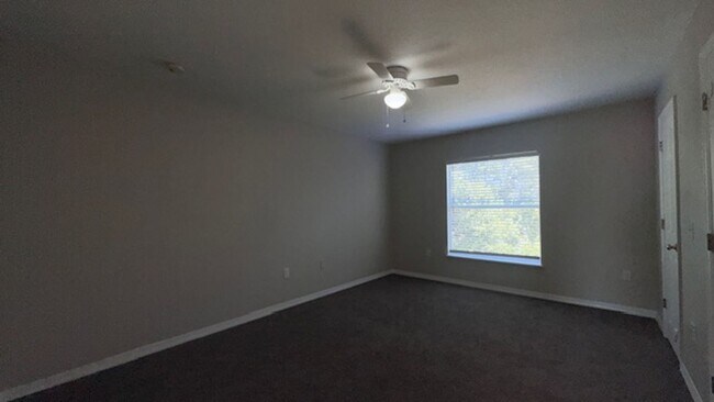 Building Photo - 4/3.5 home located at Randa Ridge!!!