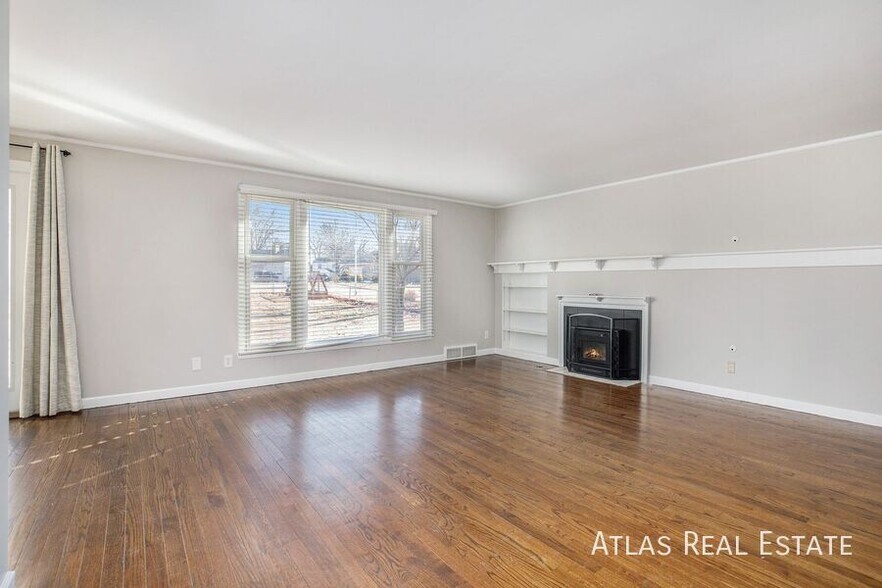 Building Photo - 7535 Briar St