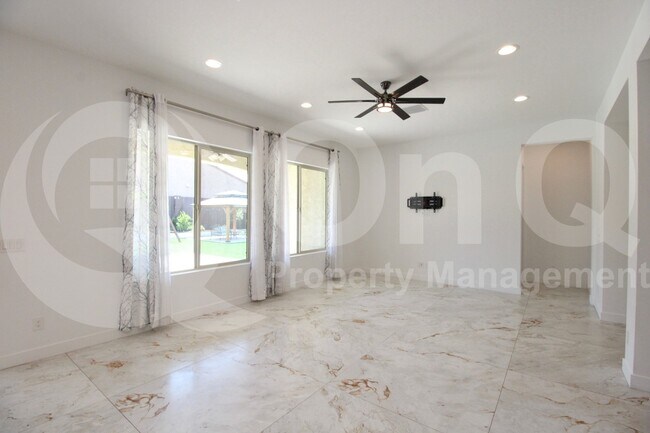 Building Photo - 22721 N 34th St